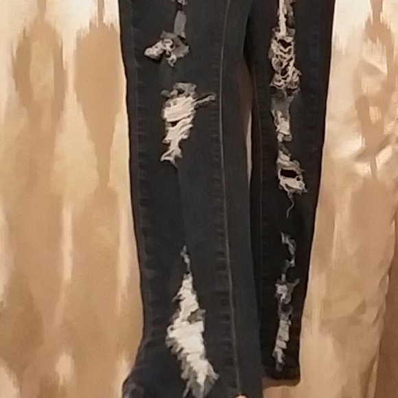 Rue 21 high rise destroyed skinny jeans sz 8*as is - Picture 5 of 16